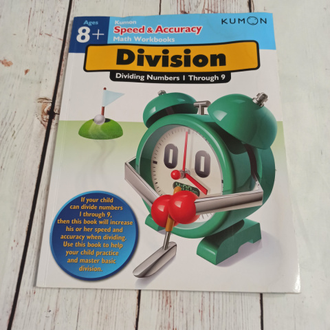 Math Workbooks: Division - uniwersalna książka z zadaniami na dzielenie