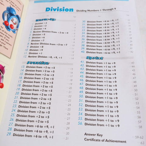 Math Workbooks: Division - uniwersalna książka z zadaniami na dzielenie