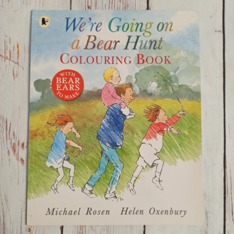 We're going on the Bear Hunt - Activity Book - książeczka z zadaniami do kolorowania i rozwiązywania