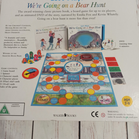 Lets play! Were Going on a Bear Hunt (Book, DVD & Game)