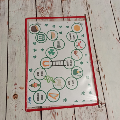 Folder, Panel prezentacyjny A4 CZERWONY - do ochrony kart, gier na zajęcia bez laminowania Folder, Panel prezentacyjny A4 CZERWONY - do ochrony kart, gier na zajęcia bez laminowania