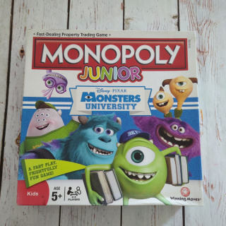 Gra Monopoly JUNIOR MONSTERS UNIVERSITY po angielsku