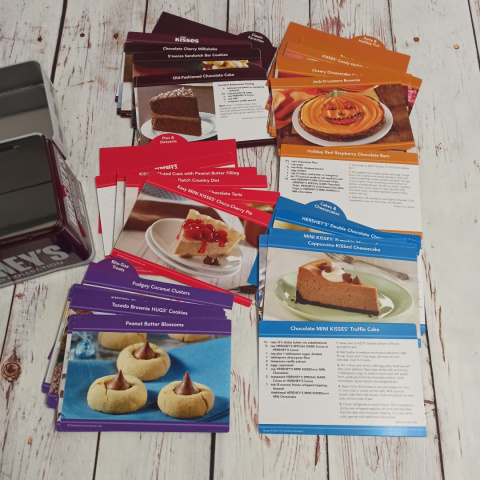 Hershey's Recipe Card Collection - zestaw 85 przepisów po angielsku Hershey's Recipe Card Collection - zestaw 85 przepisów po angielsku