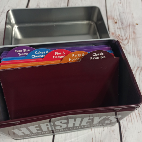 Hershey's Recipe Card Collection - zestaw 85 przepisów po angielsku Hershey's Recipe Card Collection - zestaw 85 przepisów po angielsku