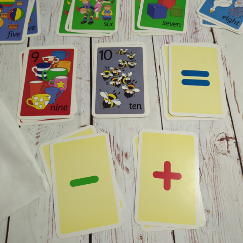 Karty Counting w woreczku - liczenie z obrazkami, działania, 48 kart Karty Counting w woreczku - liczenie z obrazkami, działania, 48 kart