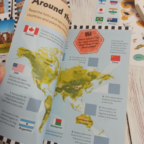 Travel Activity Pack - książka, naklejk, gra SNAP oraz nadmuchiwany globus ze zwierzętami Travel Activity Pack - książka, naklejk, gra SNAP oraz nadmuchiwany globus ze zwierzętami