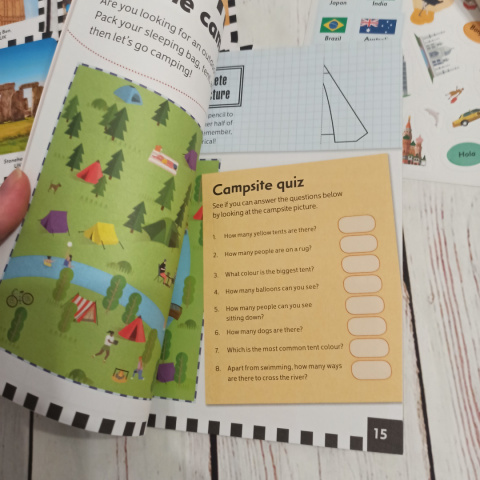 Travel Activity Pack - książka, naklejk, gra SNAP oraz nadmuchiwany globus ze zwierzętami Travel Activity Pack - książka, naklejk, gra SNAP oraz nadmuchiwany globus ze zwierzętami