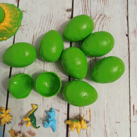 ZESTAW Dinozaury i Jajka - 9 jajek, 14 dinozaurów + gniazdo na jajko ZESTAW Dinozaury i Jajka - 9 jajek, 14 dinozaurów + gniazdo na jajko