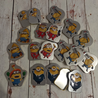 Zestaw 18 mini puszek MINIONKI - na zajęcia, do chowania obrazków