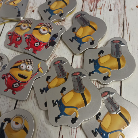 Zestaw 18 mini puszek MINIONKI - na zajęcia, do chowania obrazków Zestaw 18 mini puszek MINIONKI - na zajęcia, do chowania obrazków