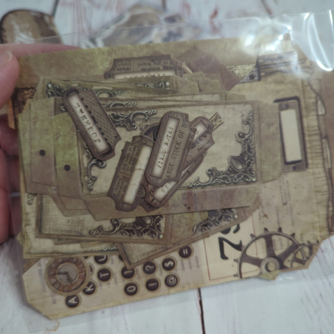 Magiczny zestaw do Escape Roomu DIY - foldery, ukryte karteczki Magiczny zestaw do Escape Roomu DIY - foldery, ukryte karteczki