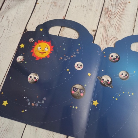 Space Sticker Album - plansza z naklejkami wielokrotnego użytku - słownictwo po angielsku