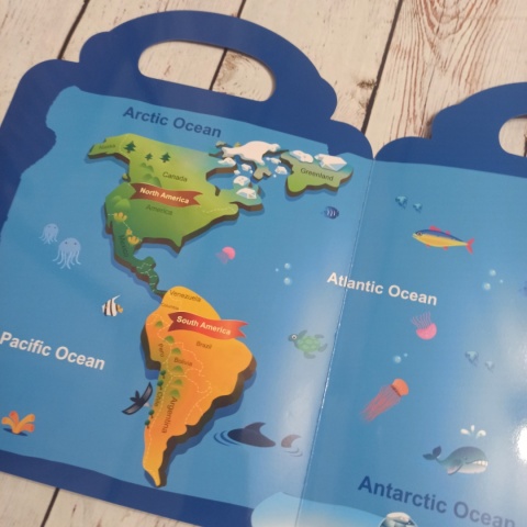 World Map Sticker Album - plansza z naklejkami wielokrotnego użytku - słownictwo po angielsku