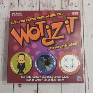 Wot¿zit - gra językowa z obrazkami i zagadkami typu: What, Where oraz Who is it?