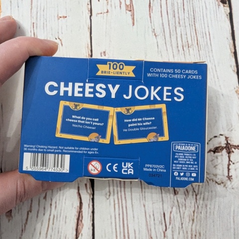100 Brie-liently CHEESY JOKES - typowe brytyjskie suchary, Zdania oraz Pytania i Odpowiedzi