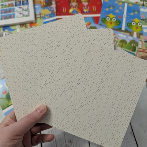 Find the Differences Cards - Anna & Clara - 18 dużych bajkowych kart na opisywanie różnic