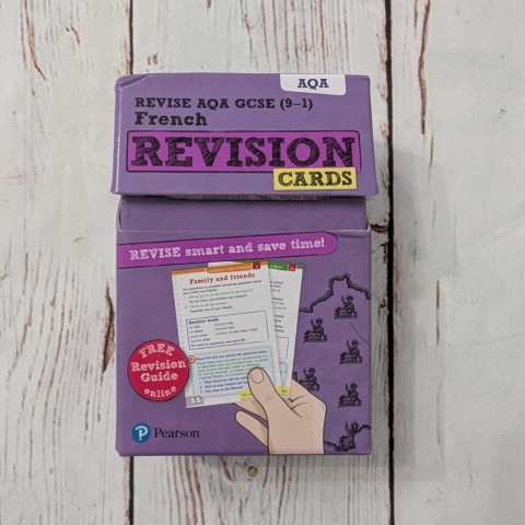 French GCSE Revision Cards nauka francuskiego z angielskimi tłumaczeniami