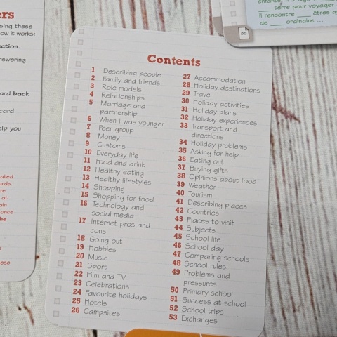 French GCSE Revision Cards nauka francuskiego z angielskimi tłumaczeniami