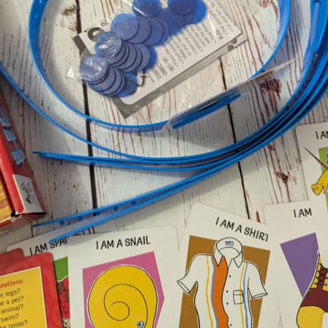 Hedbanz Zgadnij kim jestem? po angielsku