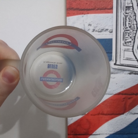 KUBEK LONDON UNDERGROUND