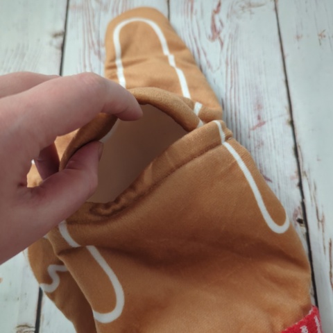 Pierniczek, Gingerbread, Ciastek 2w1 - pacynka i skrytka do chowania przedmiotów i zgadywania po dotyku