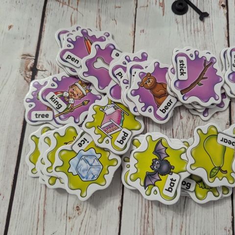 Slimy Rhymes - Orchard Toys - podstawowe słówka, rymy, karmienie potworka