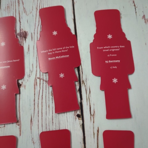 The Nutcracker's Christmas Quiz - quiz świąteczny po angielsku - karty w kształcie dziadka do orzechów