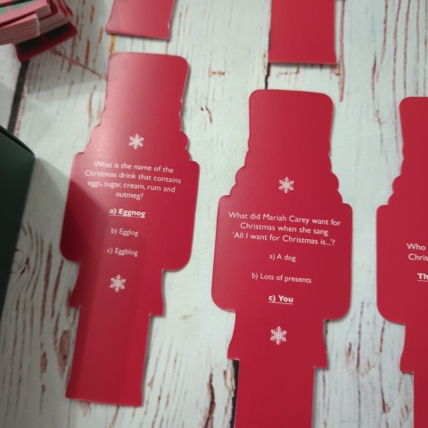 The Nutcracker's Christmas Quiz - quiz świąteczny po angielsku - karty w kształcie dziadka do orzechów