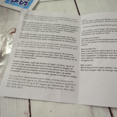 Word Speed Dice Slide Game - układanie wyrazów z literami z kości i kart