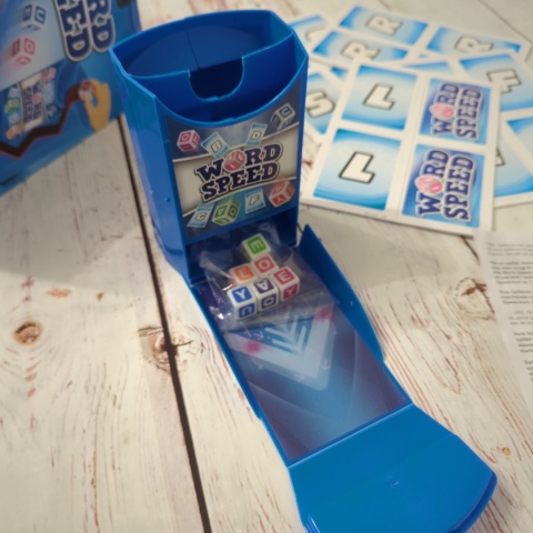 Word Speed Dice Slide Game - układanie wyrazów z literami z kości i kart