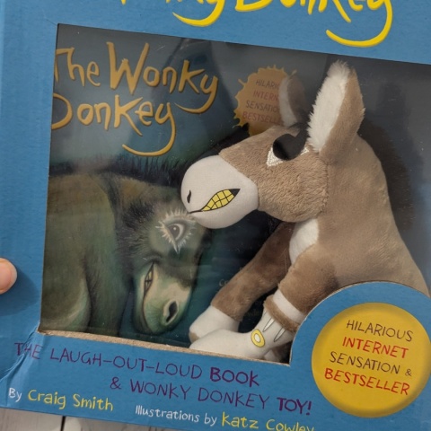 Zestaw The Wonky Donkey Book & Toy Boxed Set - Pluszowy Osiołek i Książka po angielsku