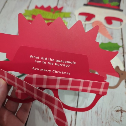 Zestaw okularów na Święta - 5 sztuk z angielskimi żartami NOWE