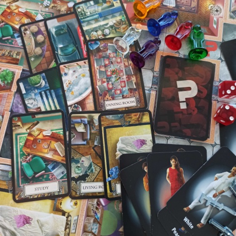 CLUEDO - The Classic Mystery Game