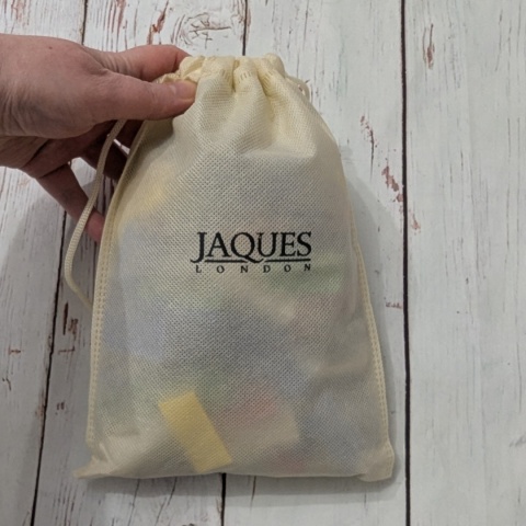 Drewniane kafelki w różnych kolorach - 108 sztuk w woreczku