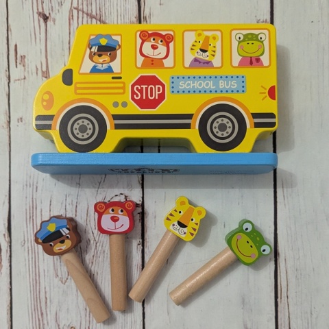 Drewniany szkolny autobus School Bus - układanka ze zwierzakami