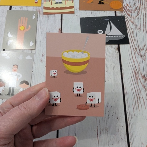 Eyetoons - Hum It! Guess It! Draw It! - Muzyczne kalambury z mnóstwem kolorowych obrazków do opisywania, speaking