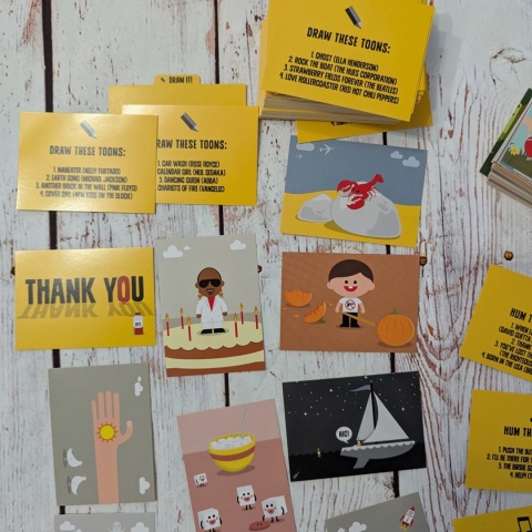 Eyetoons - Hum It! Guess It! Draw It! - Muzyczne kalambury z mnóstwem kolorowych obrazków do opisywania, speaking