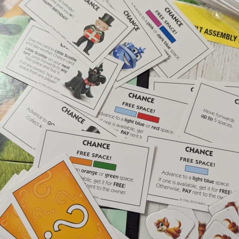 Gra Monopoly JUNIOR po angielsku - miejsca w mieście