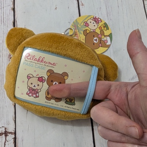 Miś ze skrytką na suwak i przezroczystym okienkiem oraz rozciąganą linką NOWY