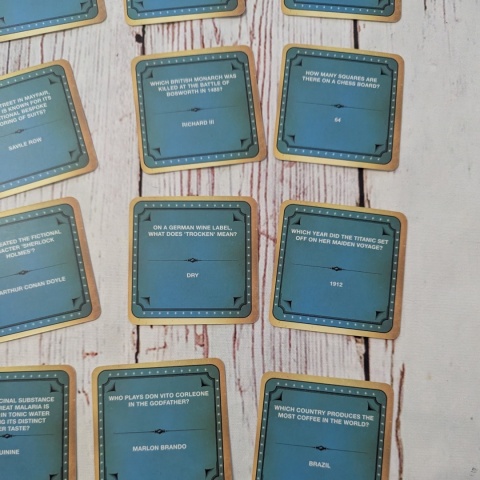 Moustache you a question - pytania i odpowiedzi wiedza ogólna po angielsku