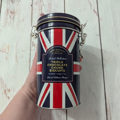 Puszka na ciasteczka z flagą UK zamykana na klamrę 17x9 cm