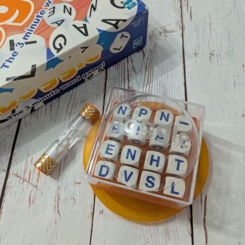 Scrabble Boggle - gra w tworzenie słów