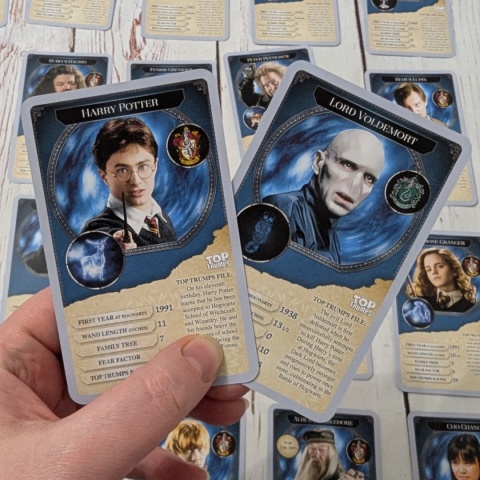 TOP TRUMPS - Harry Potter - 30 Witches and Wizard - W ŚRODKU NOWE