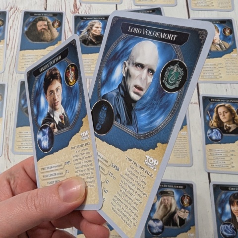 TOP TRUMPS - Harry Potter - 30 Witches and Wizard - W ŚRODKU NOWE