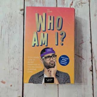 Gra WHO AM I ?! - sławne osoby, zgadywanie z opaskami