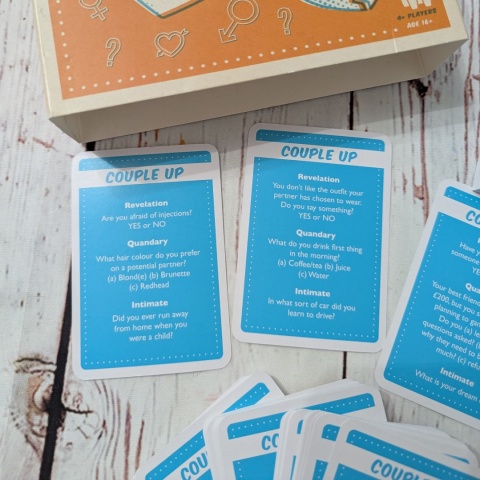 Couple Up! - How Well Do You Know Your Nearest and Dearest? -gra karciana