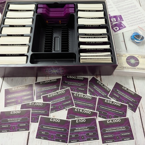 Gra Who Wants to Be a Millionaire 2nd Edition - planszowa po angielsku