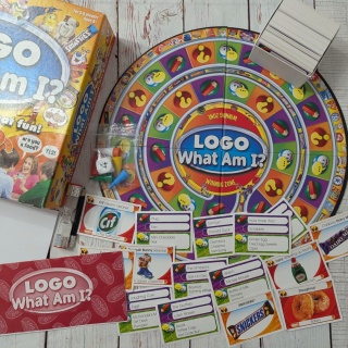 LOGO What am I? opisz, narysuj lub odpowiedz na pytania