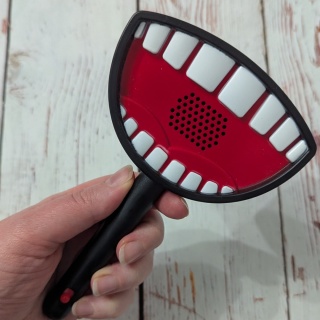 Megafon, Mikrofon z Buzią - zmienia głos: ufo, robot i wampir