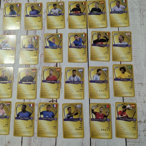 TOP TRUMPS World Football Stars - Gold Edition